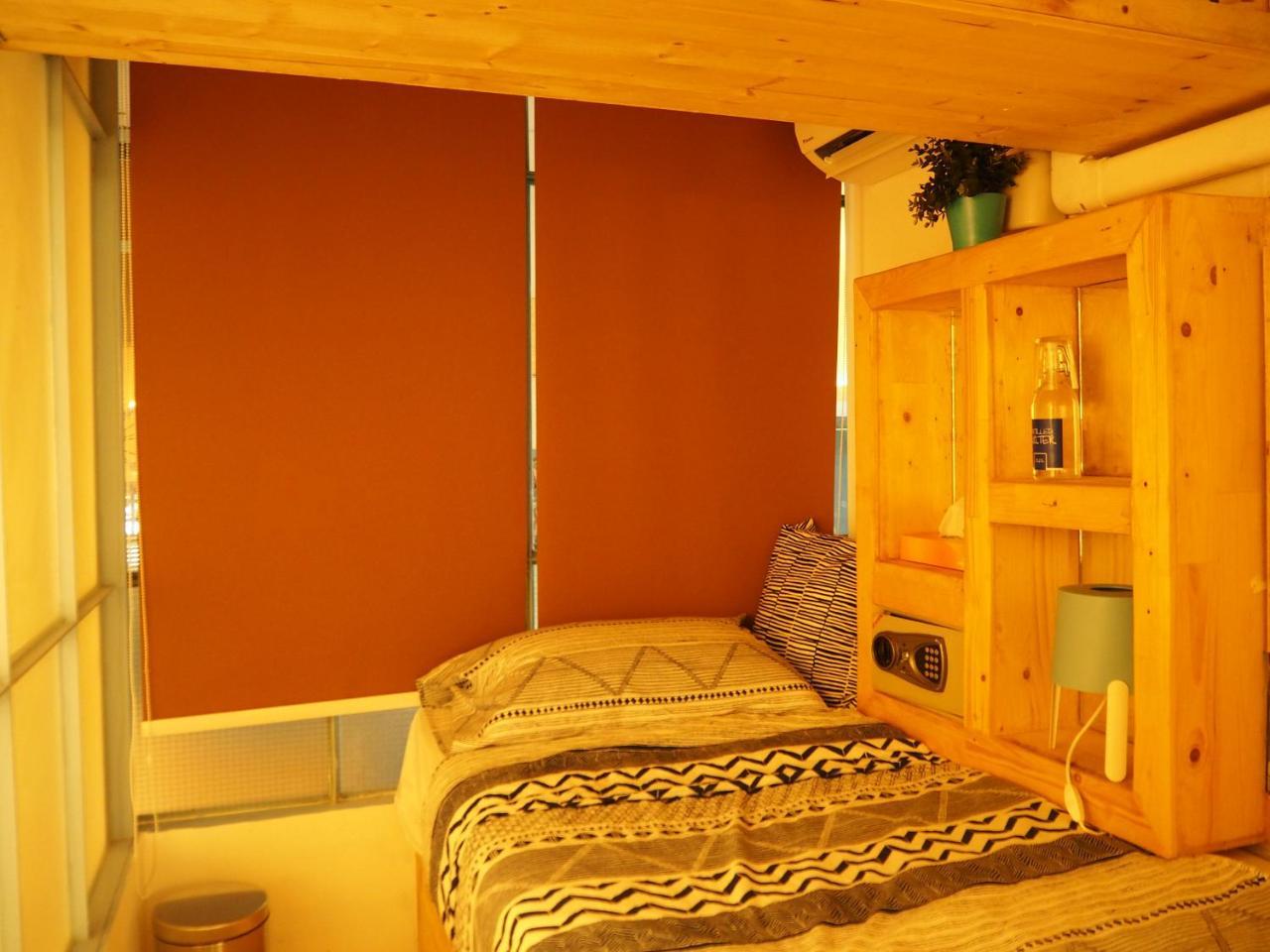 蓝色小屋男同志豪华旅馆 曼谷 外观 照片